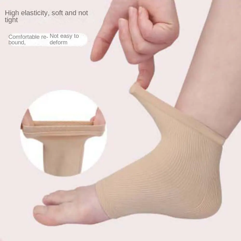 2Pcs Silicone Feet Care Socks Moisturizing Gel Heel Thin Socks with Hole Cracked Foot Skin Care Protectors Foot Care Tool
2Pcs Silicone Feet Care Socks Moisturizing Gel Heel Thin Socks with Hole Cracked Foot Skin Care Protectors Foot Care Tool