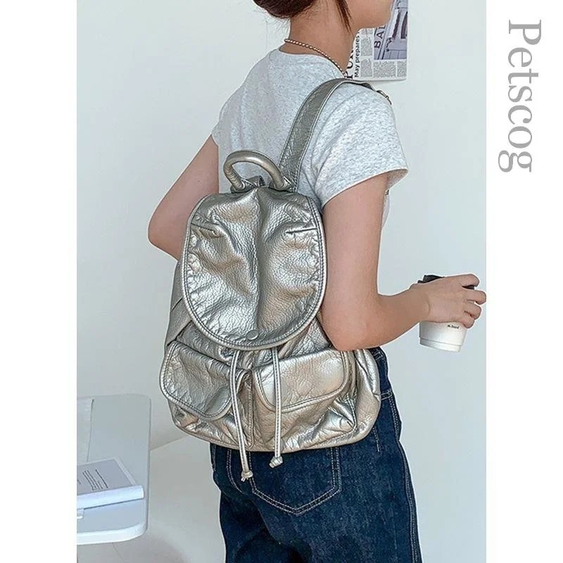 Silver Pleated Leather Shoulder Bags For Women Luxury Flap Large Backpack Cute Ladies Travel Bag Portable Backpacks Unisex 
Silver Pleated Leather Shoulder Bags For Women Luxury Flap Large Backpack Cute Ladies Travel Bag Portable Backpacks Unisex