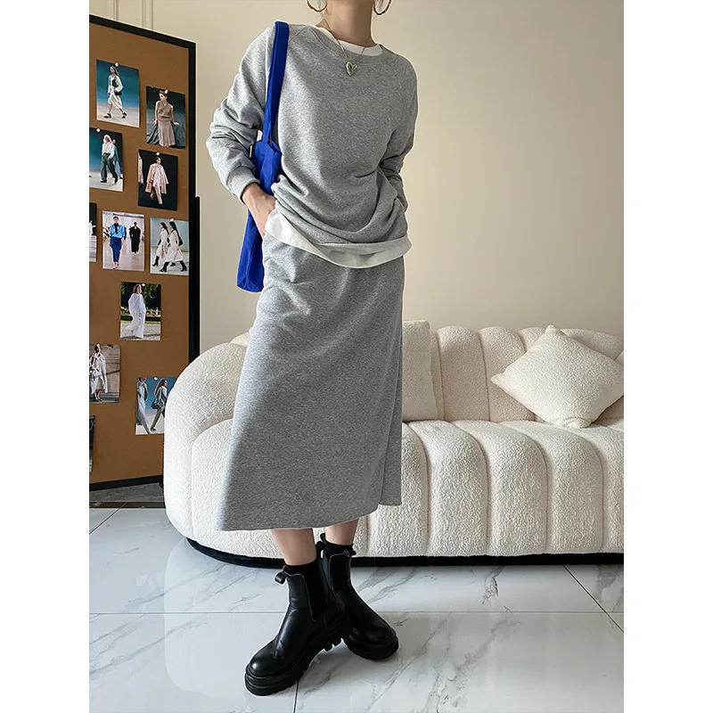 Women Skirt 2 Piece Outfits Sets Autumn Casual Long Sleeve Sweatshirts+Long A-line Pleated Skirt Two Pieces Set Pullovers Suits
Women Skirt 2 Piece Outfits Sets Autumn Casual Long Sleeve Sweatshirts+Long A-line Pleated Skirt Two Pieces Set Pullovers Suits