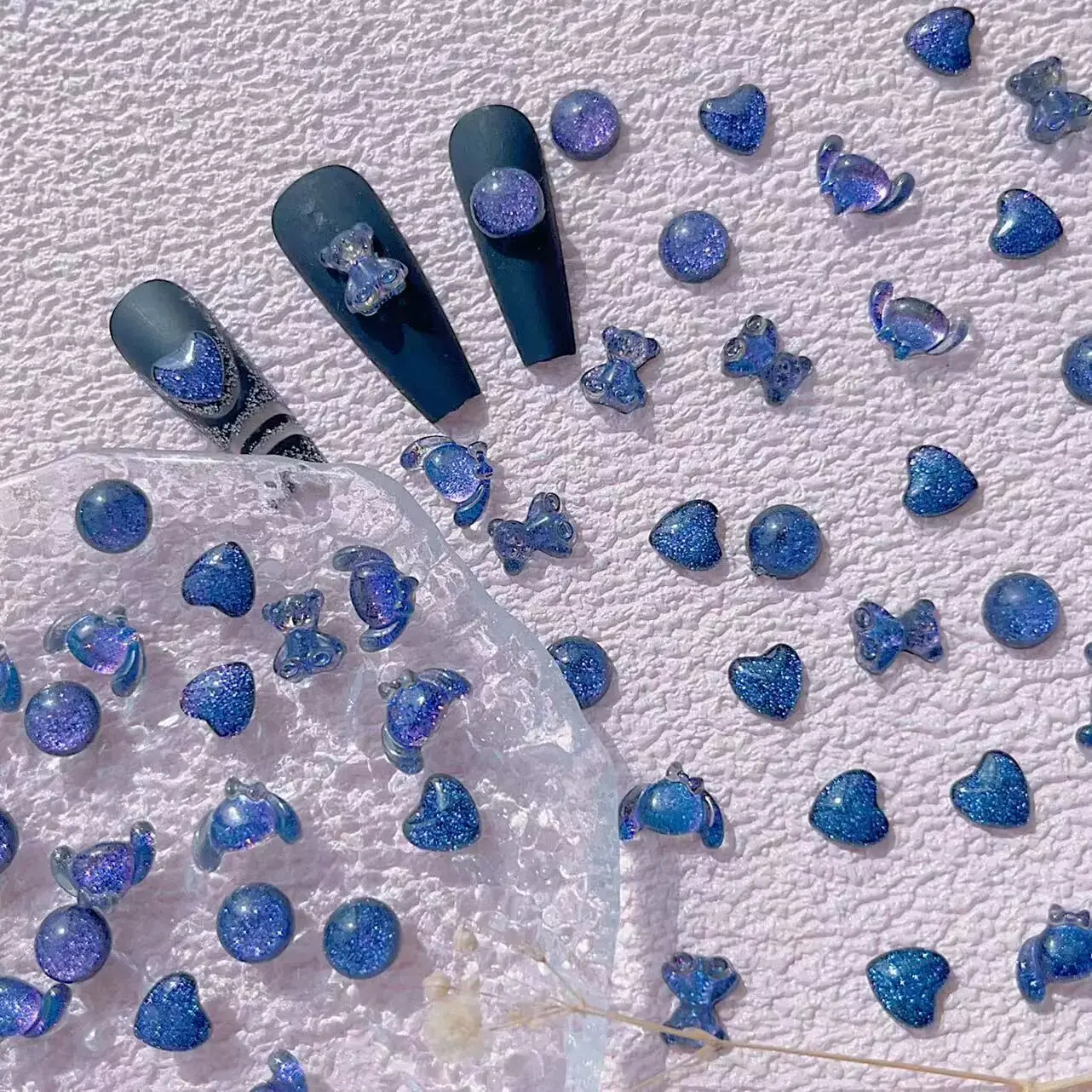 20PC 3D charm nail part decoration Starry Sky Blue Cartoon Dog Little Bear Love Resin jewelry nail accessories YD-649
20PC 3D charm nail part decoration Starry Sky Blue Cartoon Dog Little Bear Love Resin jewelry nail accessories YD-649