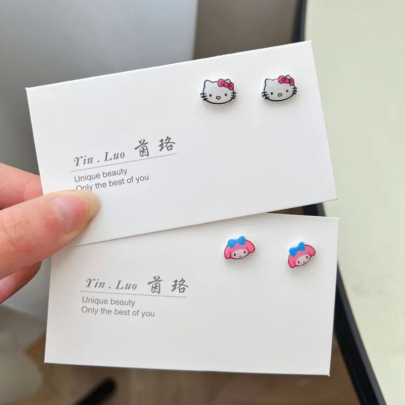 2022 Hello Kitty Girl's Ear Studs Cartoon Character Kuromi Earrings for Baby Silver Needle Stud Earrings Accessories Kids Gifts
2022 Hello Kitty Girl's Ear Studs Cartoon Character Kuromi Earrings for Baby Silver Needle Stud Earrings Accessories Kids Gifts