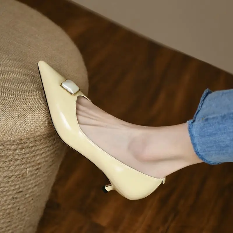 Hot Sale Pure Colour Genuine Leather Pointed Toe Women Heels Shoes Fashion Important Occasions High Heel Shoes Party Women Shoes
Hot Sale Pure Colour Genuine Leather Pointed Toe Women Heels Shoes Fashion Important Occasions High Heel Shoes Party Women Shoes