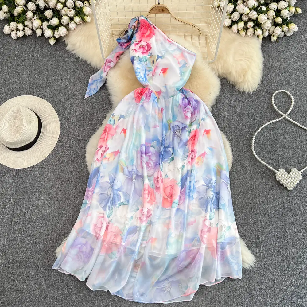 Floral Print Dresses Women Elegant Chiffon Long Dress Retro Diagonal Collar Backless A-line Ladies Summer Elegant Party Dress
Floral Print Dresses Women Elegant Chiffon Long Dress Retro Diagonal Collar Backless A-line Ladies Summer Elegant Party Dress