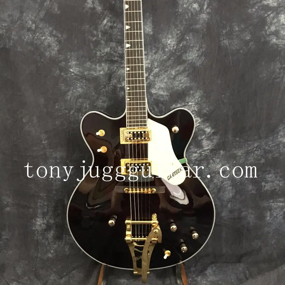 G6122 Brown Chet Atkins Country Jazz Semi Hollow Body Brown Electric Guitar Grover Tuners, Bigs Tremolo Bridge, Fake F Holes
G6122 Brown Chet Atkins Country Jazz Semi Hollow Body Brown Electric Guitar Grover Tuners, Bigs Tremolo Bridge, Fake F Holes
