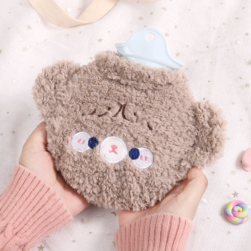 2 шт. мультяшный плюшевый медведь бутылка для горячей воды с наполнителем Тедди бархатный маленький портативный подогреватель для рук для с...
2 шт. мультяшный плюшевый медведь бутылка для горячей воды с наполнителем Тедди бархатный маленький портативный подогреватель для рук для с...