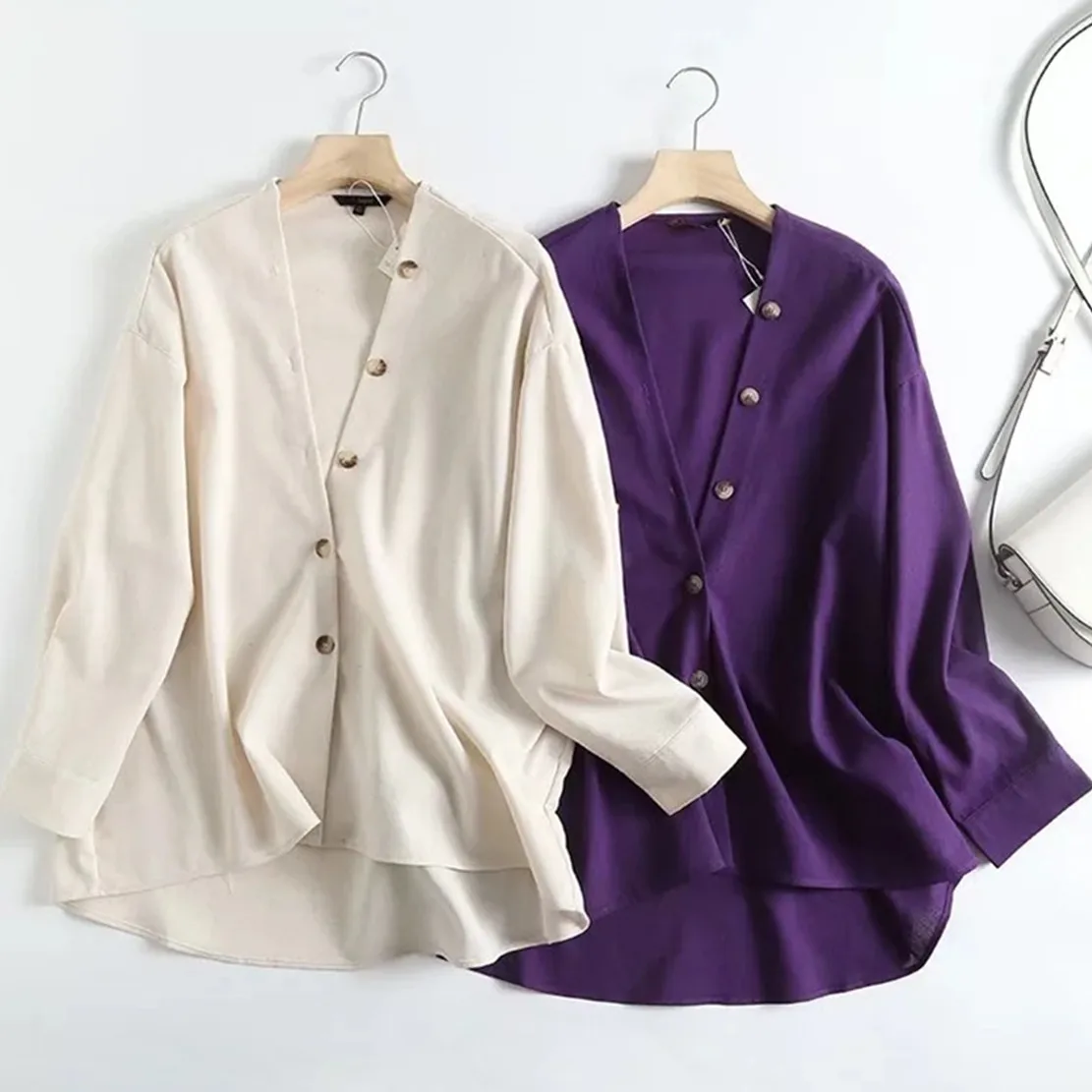Withered 2023 Indie Folk Vintage Bohemian Linen V-neck Single Breasted Loose Shirt Casual Fashion Blouse Women Tops
Withered 2023 Indie Folk Vintage Bohemian Linen V-neck Single Breasted Loose Shirt Casual Fashion Blouse Women Tops