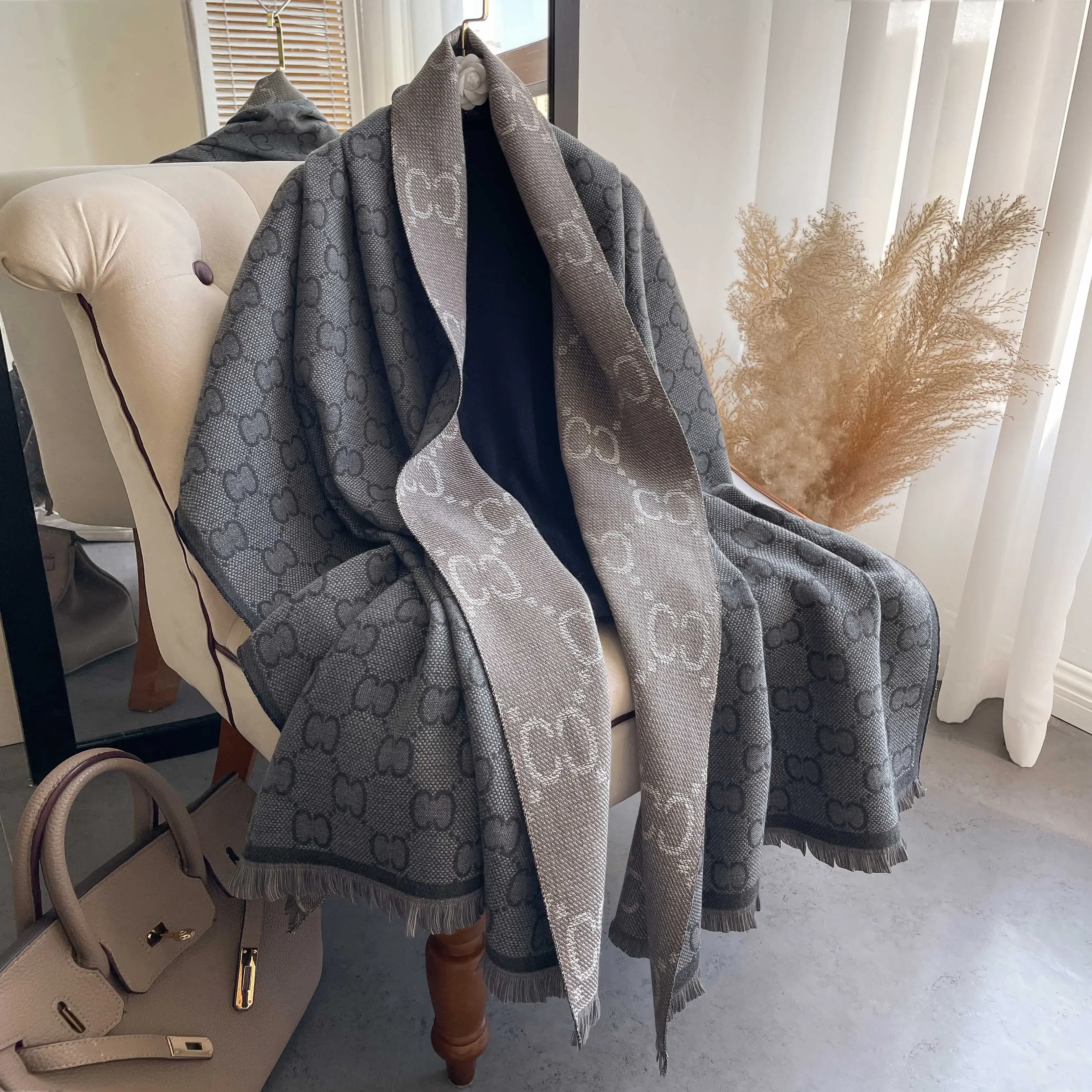 

2023 New Winter Warm Cashmere Wraps Women Scarf Luxury Design Pashmina Thick Shawl Blanket Bufanda Foulard Travel Poncho Stoles