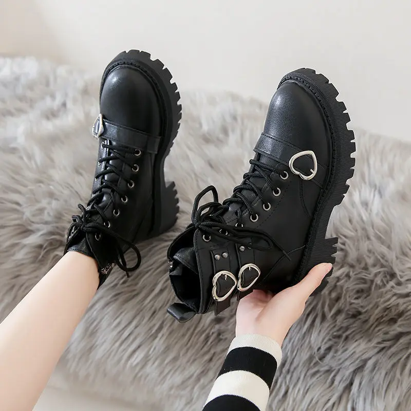 HOUZHOU Black Women's Ankle Boots Fashion 2022 Autumn Winter Gothic Platform Rubber Shoes Designer Beige PU Flat Harajuku
HOUZHOU Black Women's Ankle Boots Fashion 2022 Autumn Winter Gothic Platform Rubber Shoes Designer Beige PU Flat Harajuku