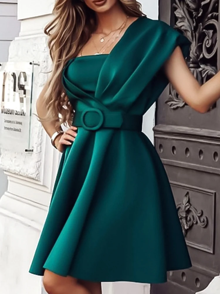 Women One Shoulder Backless Party Evening Mini Dress Fashion Solid A Line Pleated Dress Lady Elegant Slim Sleeveless Dress 2022
Women One Shoulder Backless Party Evening Mini Dress Fashion Solid A Line Pleated Dress Lady Elegant Slim Sleeveless Dress 2022