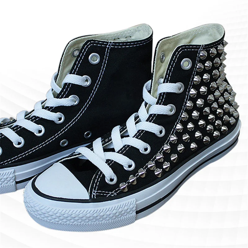 Trend new rivet fashion canvas shoes cool handsome fashion hip hop wind street dance shoes couple board shoes
Trend new rivet fashion canvas shoes cool handsome fashion hip hop wind street dance shoes couple board shoes
