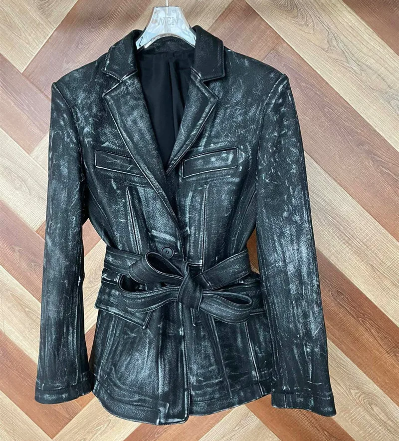 2022 Women Coat Natural 100% Sheepskin Winter Fashion Sheepskin Genuine Leather Long Windcoat Female Outwear H623
2022 Women Coat Natural 100% Sheepskin Winter Fashion Sheepskin Genuine Leather Long Windcoat Female Outwear H623