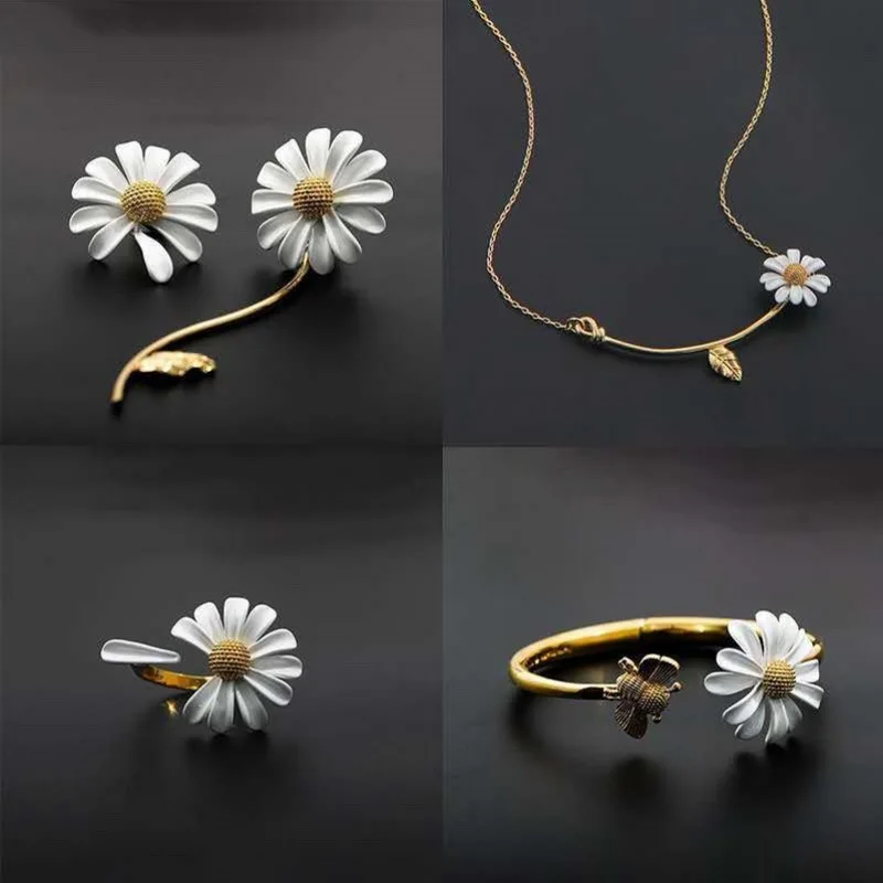 Daisy Flower Open Rings Necklace Earrings Studs For Women Korean Style Adjustable Finger Ring Boho Fashion Jewelry Gift
Daisy Flower Open Rings Necklace Earrings Studs For Women Korean Style Adjustable Finger Ring Boho Fashion Jewelry Gift