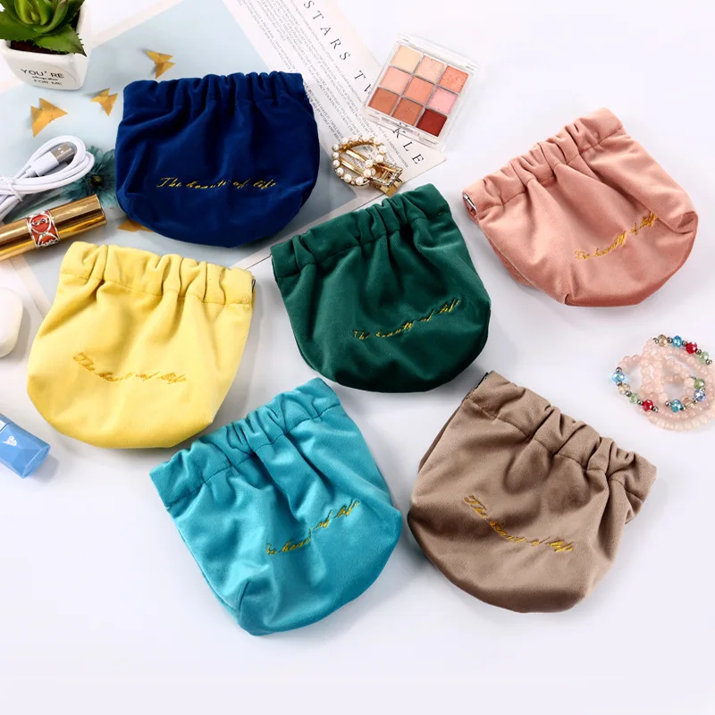 New Jewelry Organizer Bags with Elastic Pocket for Lipstick Necklace Bracelet Ring Coin Purse Storage Velvet Mini Gift Pouch
New Jewelry Organizer Bags with Elastic Pocket for Lipstick Necklace Bracelet Ring Coin Purse Storage Velvet Mini Gift Pouch