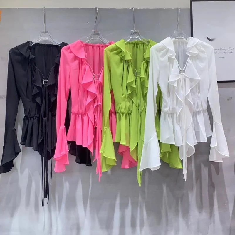 PREPOMP 2023 Autumn New Arrival Long Flare Sleeve Halter V Neck Diamonds Buttons Ruffles Slim Blouse Women Top GL002
PREPOMP 2023 Autumn New Arrival Long Flare Sleeve Halter V Neck Diamonds Buttons Ruffles Slim Blouse Women Top GL002