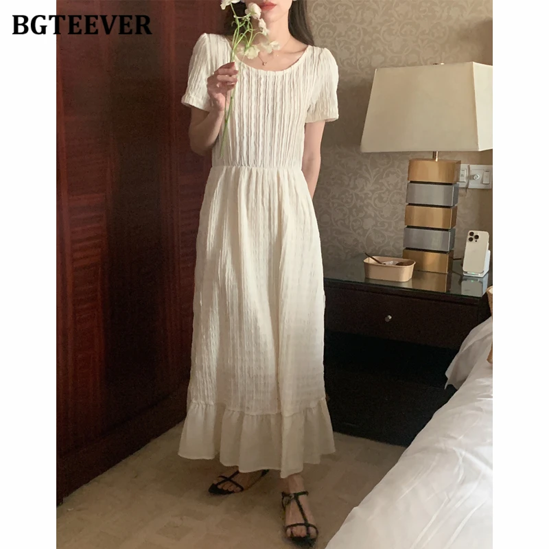 Платье BGTEEVER женское средней длины, повседневное свободное однотонное ТРАПЕЦИЕВИДНОЕ, с круглым вырезом и коротким рукавом, весна-лето 2023
Платье BGTEEVER женское средней длины, повседневное свободное однотонное ТРАПЕЦИЕВИДНОЕ, с круглым вырезом и коротким рукавом, весна-лето 2023