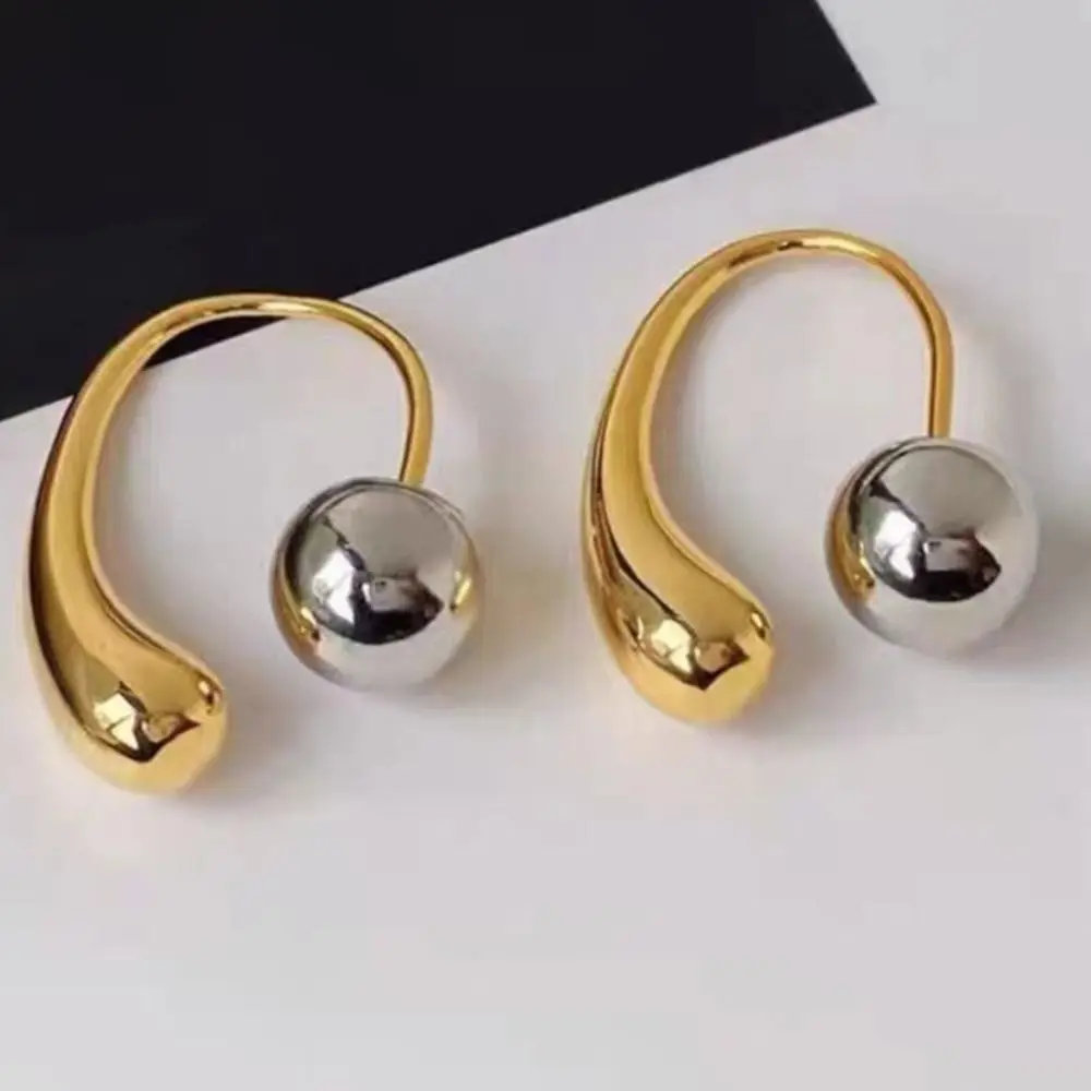 Water Drop Round Ball Metal Earrings For Women Designer Styles Retro Luxury New Fashion Party Jewelry Girl's Gifts
Water Drop Round Ball Metal Earrings For Women Designer Styles Retro Luxury New Fashion Party Jewelry Girl's Gifts