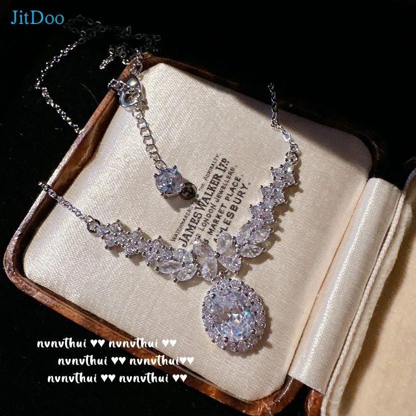 JitDoo Luxury AAAAA Cubic Zircon Water Drop Necklace for Women Bridal Fine Jewelry Party Accessories Birthday Gift
JitDoo Luxury AAAAA Cubic Zircon Water Drop Necklace for Women Bridal Fine Jewelry Party Accessories Birthday Gift