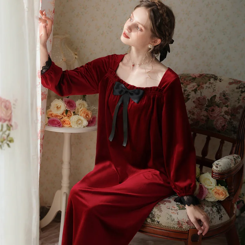 French Court Style Long Sleeve Pajamas Ladies Gold Velvet Winter Loose Dress Warm Can Wear Sweet Home Clothes
French Court Style Long Sleeve Pajamas Ladies Gold Velvet Winter Loose Dress Warm Can Wear Sweet Home Clothes