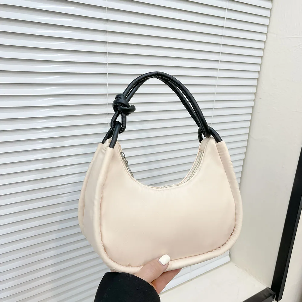 2022 Fashion Ladies Half Moon Crescent Handbag Solid Color Nylon Underarm Purse Bag Casual Women Pure Zipper Shoulder Tote
2022 Fashion Ladies Half Moon Crescent Handbag Solid Color Nylon Underarm Purse Bag Casual Women Pure Zipper Shoulder Tote