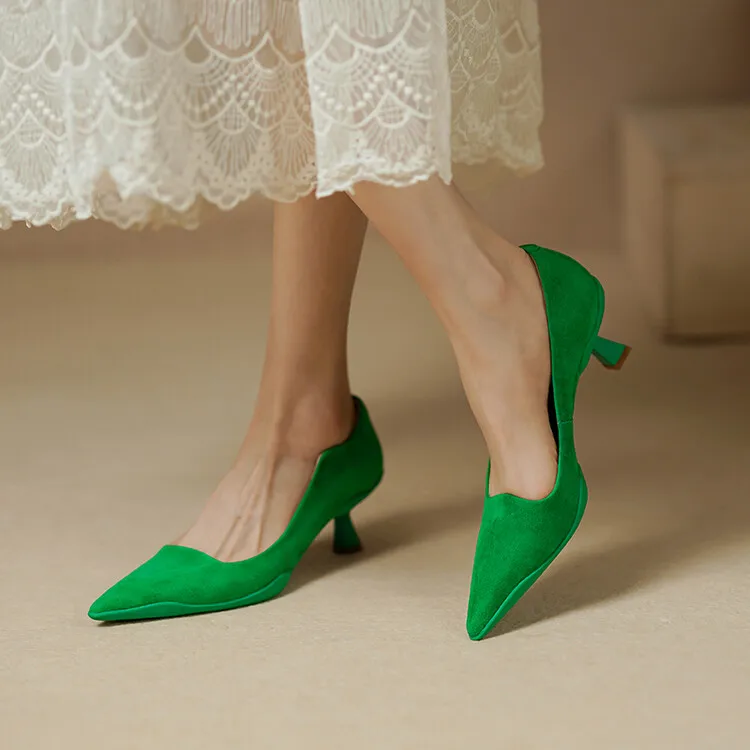 2022New Design Green Suede Women Shallow Pumps Pointed Toe Rubber 6cm High Heels Black Ins Formal Dress Work Zapatillas Femmes
2022New Design Green Suede Women Shallow Pumps Pointed Toe Rubber 6cm High Heels Black Ins Formal Dress Work Zapatillas Femmes
