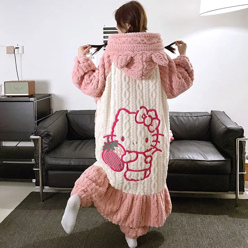 Kawaii Hello Kitty Пижама Аниме мультфильм Sanrio женский коралловый флис утолщенный Hellokitty халат студенческий длинный халат
Kawaii Hello Kitty Пижама Аниме мультфильм Sanrio женский коралловый флис утолщенный Hellokitty халат студенческий длинный халат