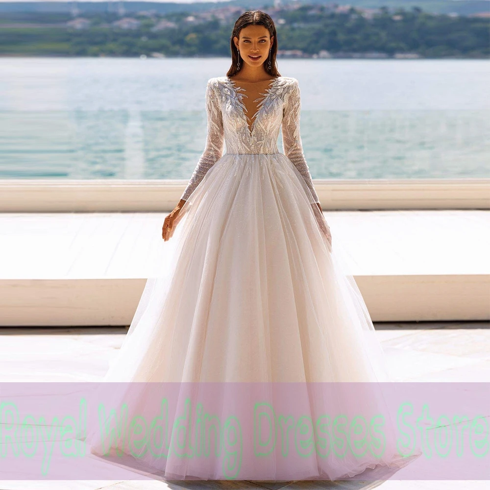 Exquisite A-line V-neck Wedding Dresses Feather Draped Lace Paillette Satin 2022 Summer Open Back High Quality Gowns Robe De Ma
Exquisite A-line V-neck Wedding Dresses Feather Draped Lace Paillette Satin 2022 Summer Open Back High Quality Gowns Robe De Ma