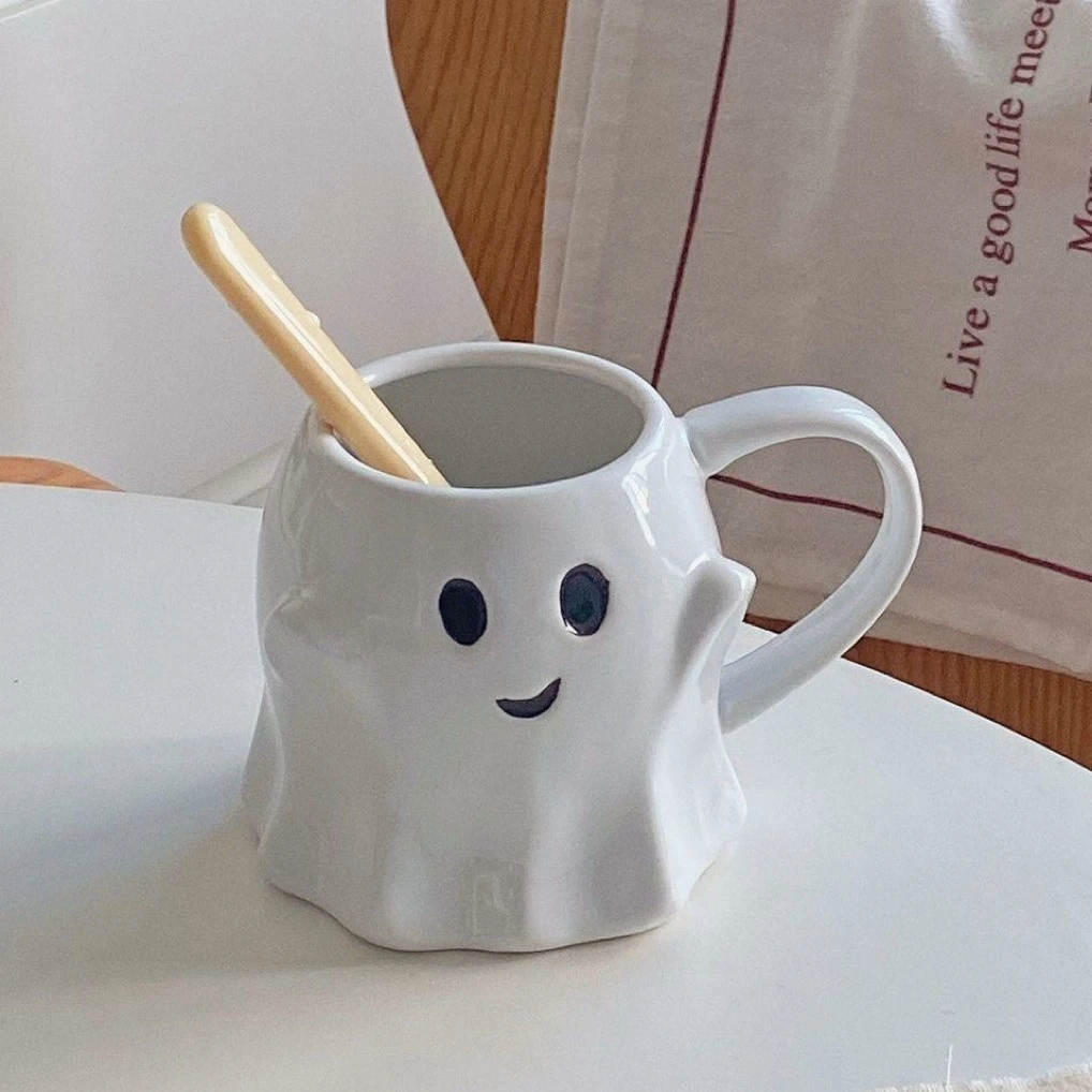 320ml Creative Cute Cup New Ceramic Ghost Water Mug Afternoon Coffee Mug Breakfast Milk Mugs Household Drinking Halloween Gift
320ml Creative Cute Cup New Ceramic Ghost Water Mug Afternoon Coffee Mug Breakfast Milk Mugs Household Drinking Halloween Gift