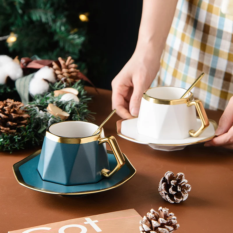 Acrylic Coffee Cup Pottery Aluminum Breakfast Espresso Vintage Cups Travel Beautiful Creative Tassen Kaffee English Tea Set
Acrylic Coffee Cup Pottery Aluminum Breakfast Espresso Vintage Cups Travel Beautiful Creative Tassen Kaffee English Tea Set