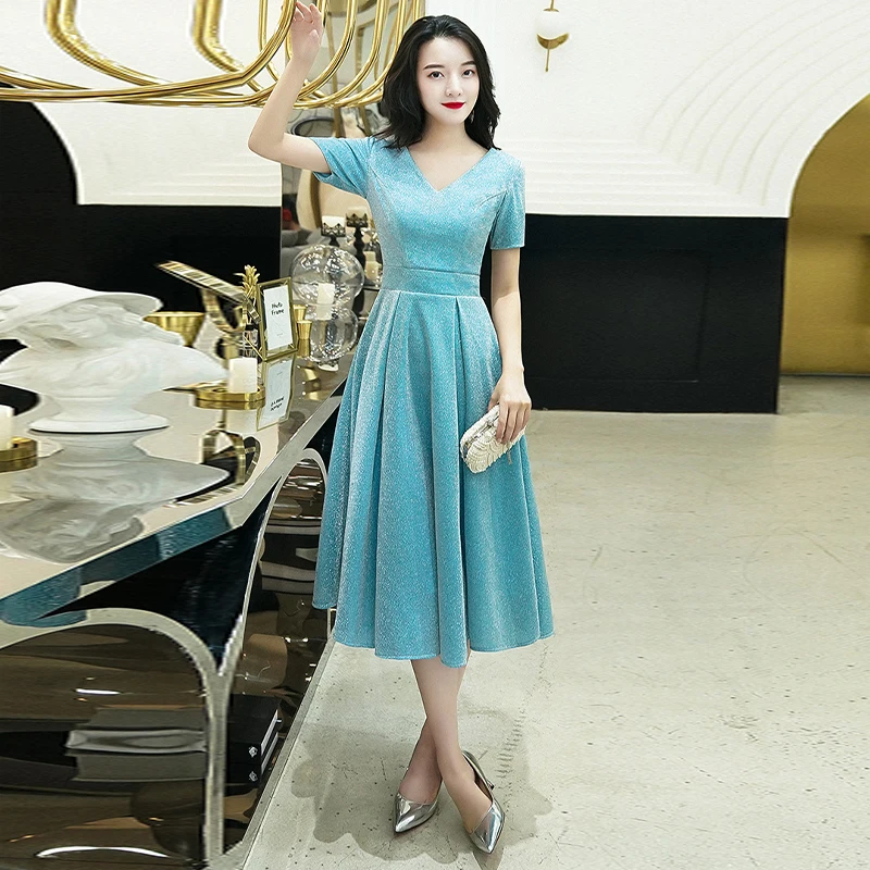 Evening Dress Sky Blue Shiny Jersey V-neck Short Sleeves Zipper Back A-line Tea-length Plus Size Simple Women Party Dresses A958
Evening Dress Sky Blue Shiny Jersey V-neck Short Sleeves Zipper Back A-line Tea-length Plus Size Simple Women Party Dresses A958