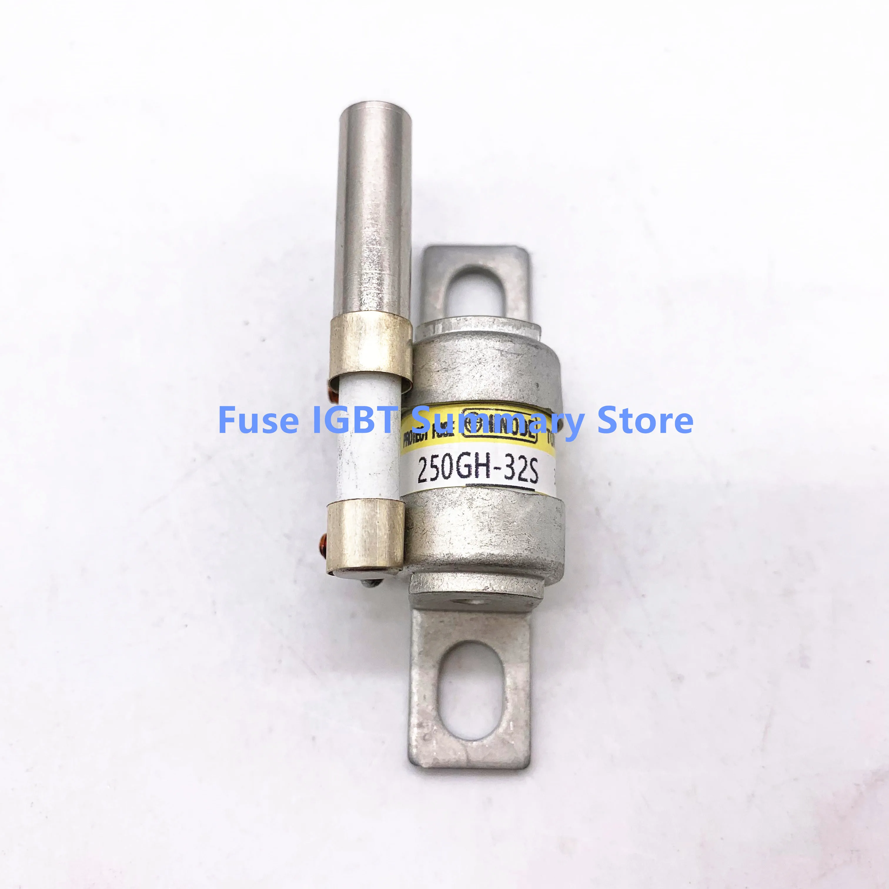 250GH-32S 250V 32A 
250GH-32S 250V 32A