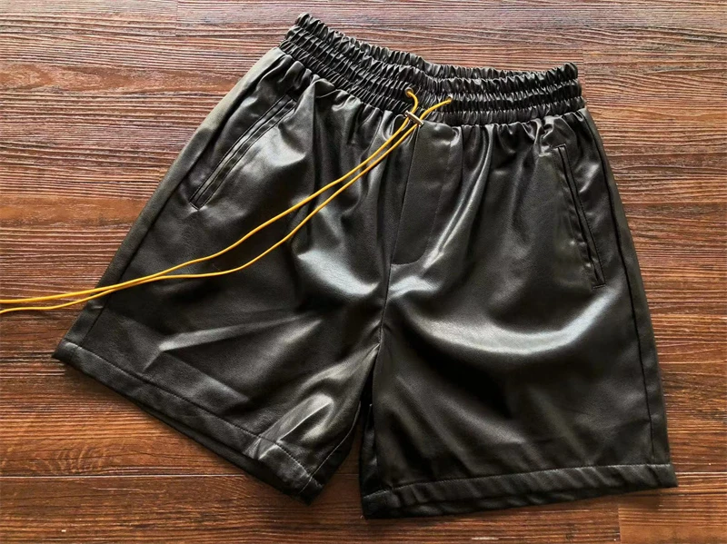 New Solid Black Green Burgundy PU Leather RHUDE Shorts Men Women Streetwear Long Drawstring Rhude Breeches With Tags
New Solid Black Green Burgundy PU Leather RHUDE Shorts Men Women Streetwear Long Drawstring Rhude Breeches With Tags