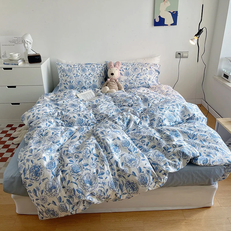 100% Cotton Cozy Breathable Bedding Set Floral Printed Pillowcases Duvet Cover Bed Linen EU Single Double Queen Size Bedclothe
100% Cotton Cozy Breathable Bedding Set Floral Printed Pillowcases Duvet Cover Bed Linen EU Single Double Queen Size Bedclothe