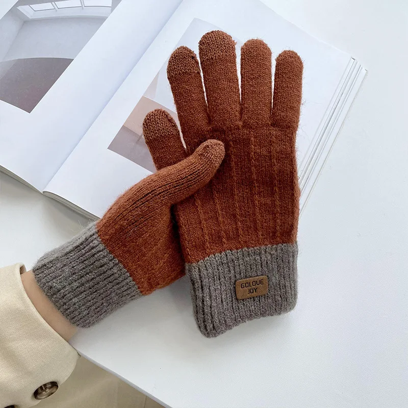 New Winter Men Knitted Gloves Touch Screen High Quality Male Mitten Thicken Warm Wool Cashmere Solid Men Business Gloves
New Winter Men Knitted Gloves Touch Screen High Quality Male Mitten Thicken Warm Wool Cashmere Solid Men Business Gloves