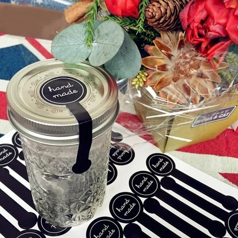 100Pcs Adhesive Long Style "HAND MADE" Black Pudding Sticker Handmade Cake Packaging Sealing Label Kraft Baking DIY Gift Sticker
100Pcs Adhesive Long Style "HAND MADE" Black Pudding Sticker Handmade Cake Packaging Sealing Label Kraft Baking DIY Gift Sticker