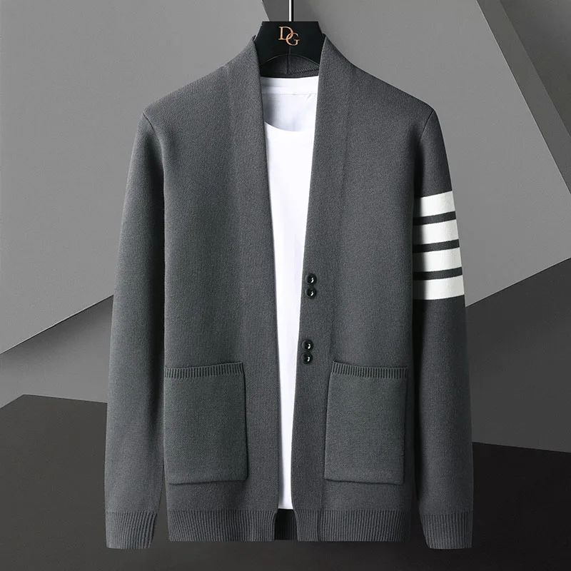 

Новая Осенняя мужская модная одежда, вязаное роскошное пальто, брендовый Повседневный высококлассный корейский и мужской кардиган, свитер