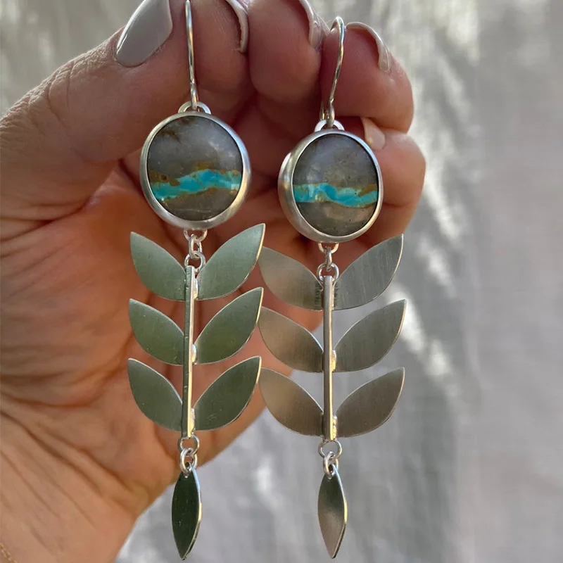 

Ethnic Creative Hand Carved Leaves Earrings for Women Vintage Silver Color Metal Round Inlaid Stone Long Dangle Earrings Jewelry