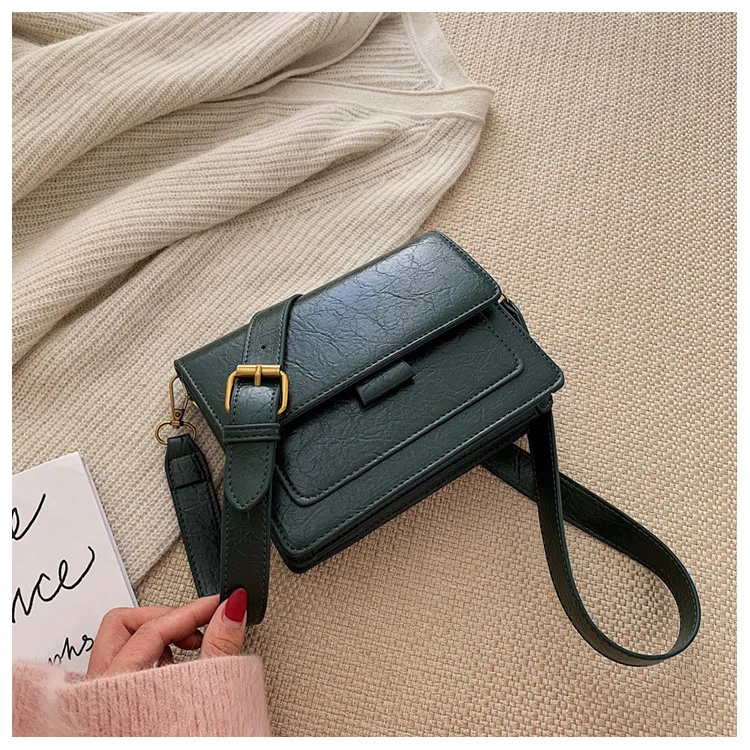 Broadband female bag 2022 new shoulder bag ladies messenger bag luxury designer female bag fashion bag purse mobile phone bag
Broadband female bag 2022 new shoulder bag ladies messenger bag luxury designer female bag fashion bag purse mobile phone bag