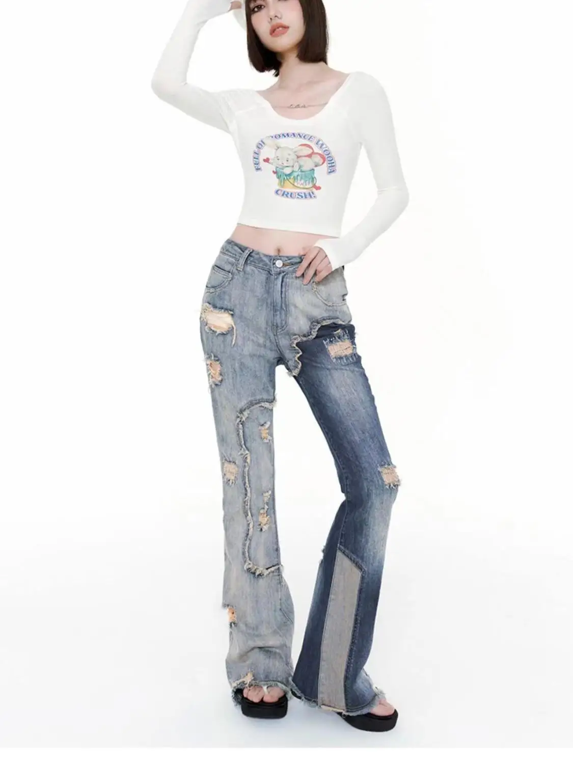 Korean fashion women jeans 2023 autumn new high waist hole hair edge stitching straight slightly flared pants high waist jeans
Korean fashion women jeans 2023 autumn new high waist hole hair edge stitching straight slightly flared pants high waist jeans