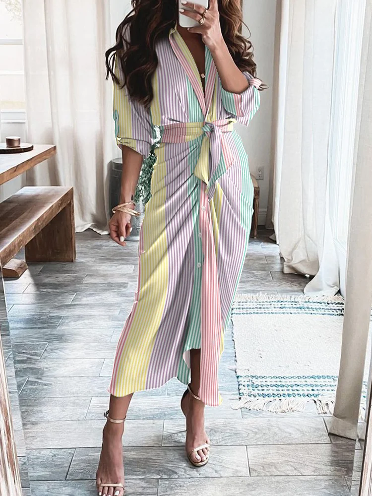 Ladies Summer Fashion Button Pleated Bandage Shirt Dress Fashion Casual Short-sleeved Solid Color V-neck Beach Long Skirt
Ladies Summer Fashion Button Pleated Bandage Shirt Dress Fashion Casual Short-sleeved Solid Color V-neck Beach Long Skirt