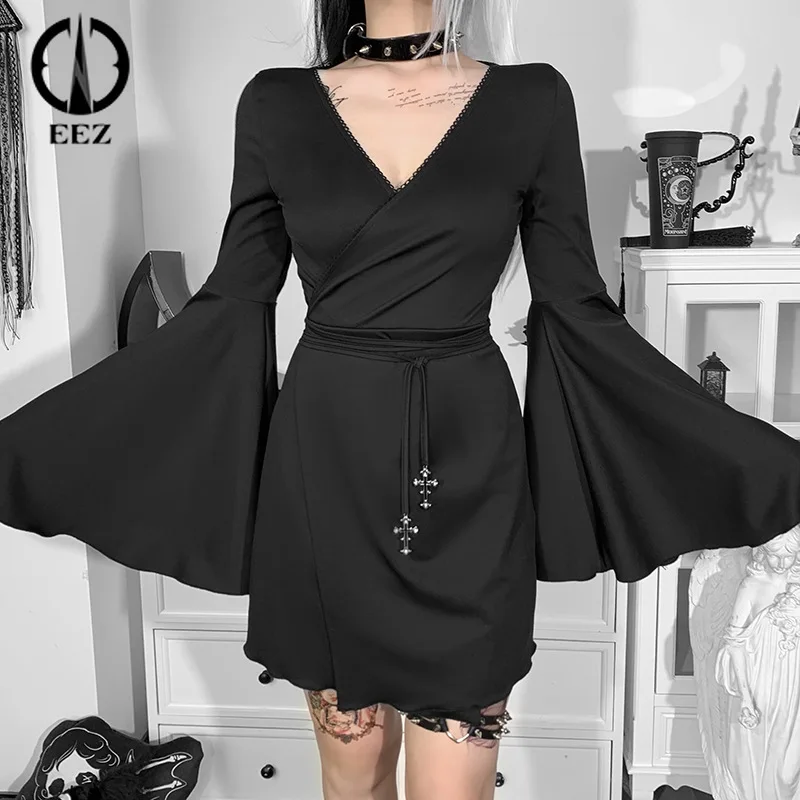 【Cross Bandage】Punk Black Sexy Deep V Neck Dress Aesthetic Flare Sleeve Mini Dresses Harajuku Baddies Vingtage Lady Short Dress
【Cross Bandage】Punk Black Sexy Deep V Neck Dress Aesthetic Flare Sleeve Mini Dresses Harajuku Baddies Vingtage Lady Short Dress