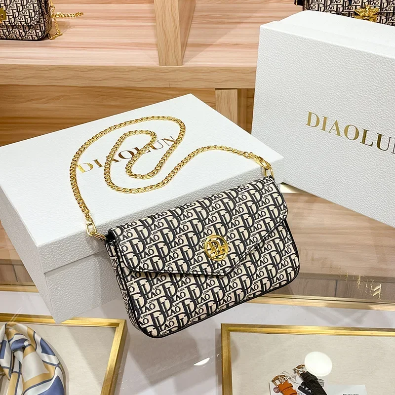 2024 Fashion Casual Mini Envelope Bags High Quality Letter Chain Shoulder Messenger Bags High Quality Women Purse And Handbags
2024 Fashion Casual Mini Envelope Bags High Quality Letter Chain Shoulder Messenger Bags High Quality Women Purse And Handbags