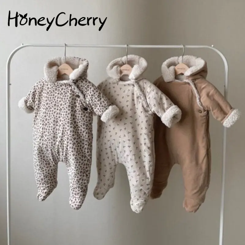 HoneyCherry Winter Baby Children's Fleece Padded Romper Thick Warm Romper New Born Baby Clothes
HoneyCherry Winter Baby Children's Fleece Padded Romper Thick Warm Romper New Born Baby Clothes