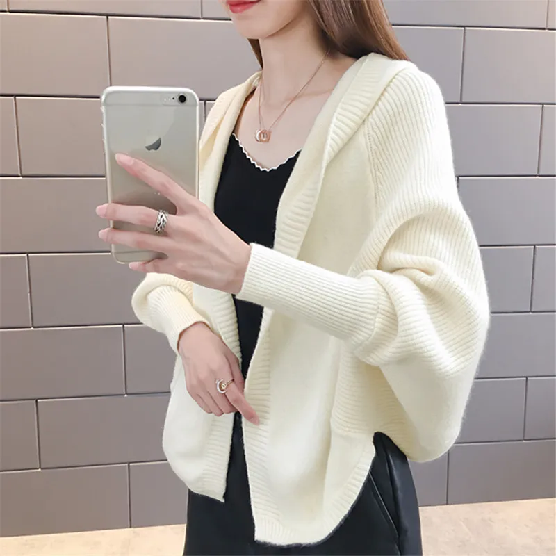 Autumn Fashion Solid Color Loose Short Hooded Knitted Sweater Women Cardigan Jumper Ladies Batwing Sleeve Knitwear Tops Female
Autumn Fashion Solid Color Loose Short Hooded Knitted Sweater Women Cardigan Jumper Ladies Batwing Sleeve Knitwear Tops Female