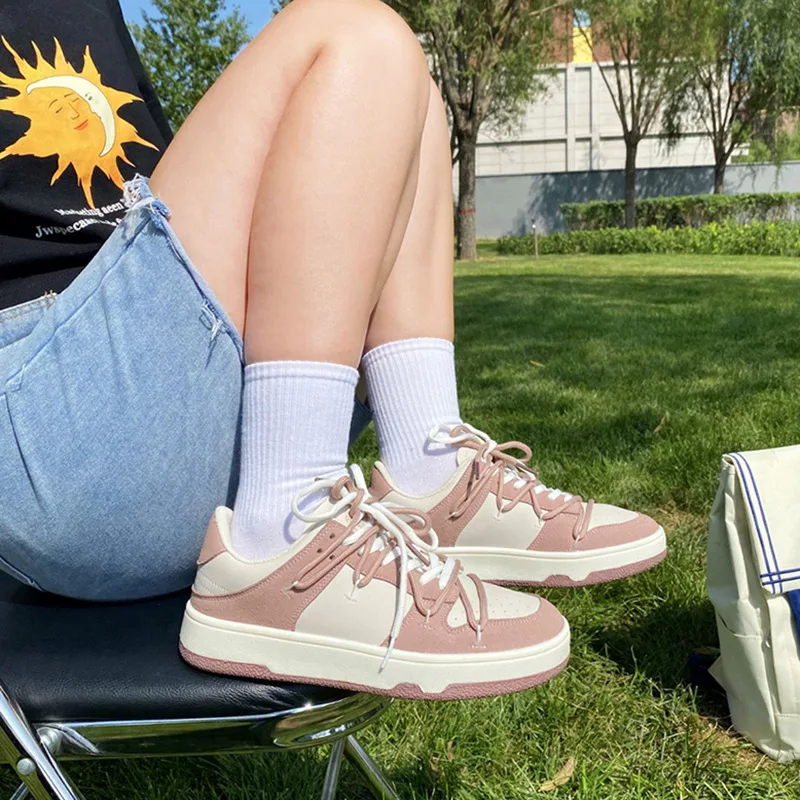 Women Platform Flats Running Sports Shoes 2022 Winter Designer Sneakers New Walking Fashion Boots Cozy Breathable Casual Shoes
Women Platform Flats Running Sports Shoes 2022 Winter Designer Sneakers New Walking Fashion Boots Cozy Breathable Casual Shoes