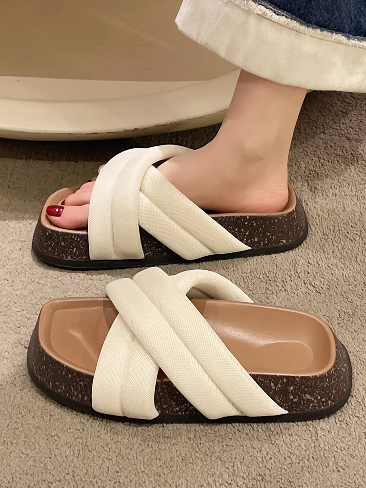 Сланцы женские на платформе, Мягкие Шлепанцы с квадратным носком, ПУ кожа, микрофибра, Повседневная летняя обувь, 2023
Сланцы женские на платформе, Мягкие Шлепанцы с квадратным носком, ПУ кожа, микрофибра, Повседневная летняя обувь, 2023