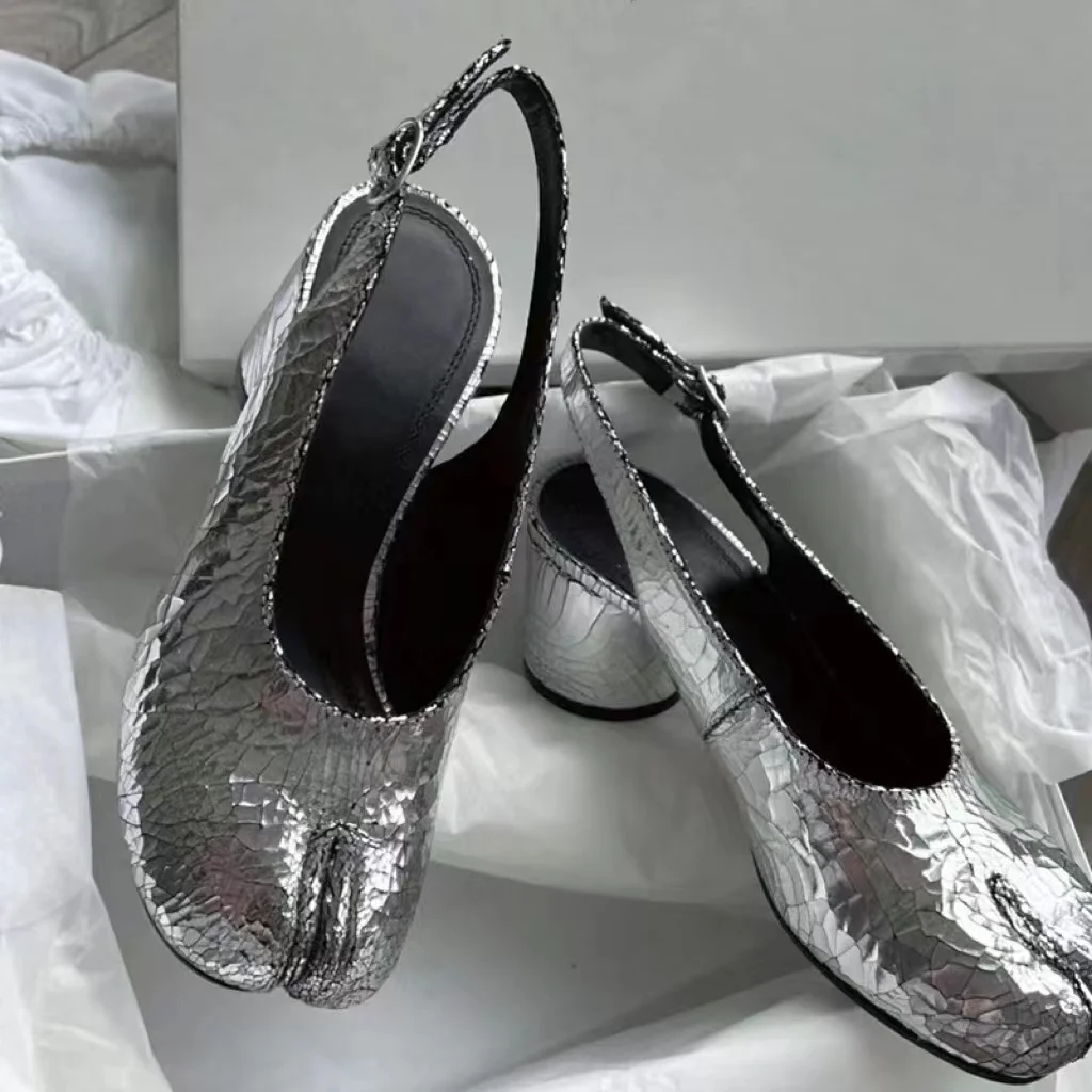 2023 New Design Women High Heel Pumps Elegant Female Split Horse Toe Lady Shoes Tabi Female Moccasins Footwear Pig Toe Shoe B109
2023 New Design Women High Heel Pumps Elegant Female Split Horse Toe Lady Shoes Tabi Female Moccasins Footwear Pig Toe Shoe B109