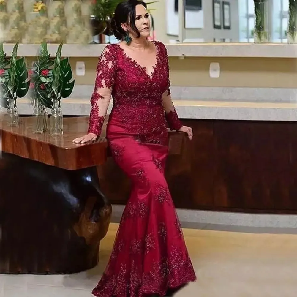 2022 Burgundy Lace Mother of the Bride Dresses Appliques Beads Sequins Mermaid Long Sleeves Sheer Neck Formal Evening Dress
2022 Burgundy Lace Mother of the Bride Dresses Appliques Beads Sequins Mermaid Long Sleeves Sheer Neck Formal Evening Dress