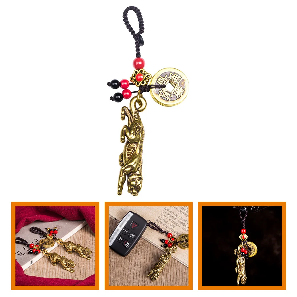 Brass Keychain Exquisite Model Brass Modeling Statue Household Copper Retro Figurine Office
Brass Keychain Exquisite Model Brass Modeling Statue Household Copper Retro Figurine Office