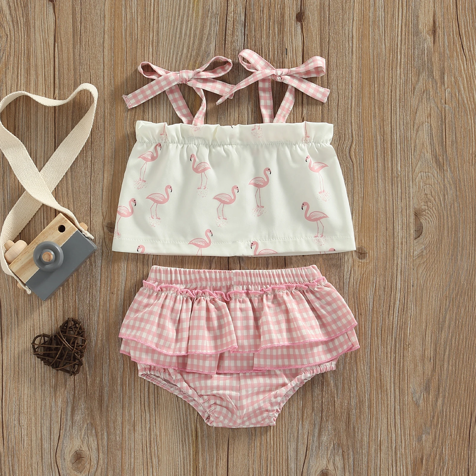 

Infants Girl 2 Pcs Outfits Suit Sleeveless Flamingo Print Tie-up Suspender Tops + Ruffle Layered Plaid Shorts