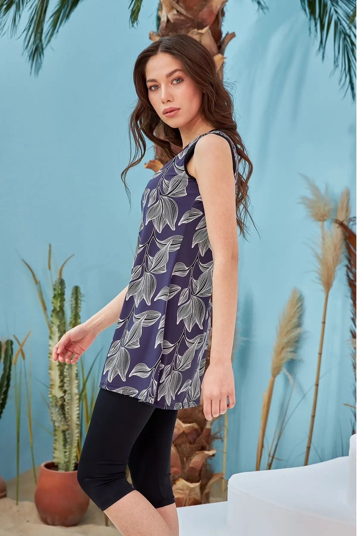 Muslim Burkinis Zero Sleeve Half Covered Swimwear fashion Summer Clothing Hijab Sport Swimsuit Islamic Full Cover
Muslim Burkinis Zero Sleeve Half Covered Swimwear fashion Summer Clothing Hijab Sport Swimsuit Islamic Full Cover